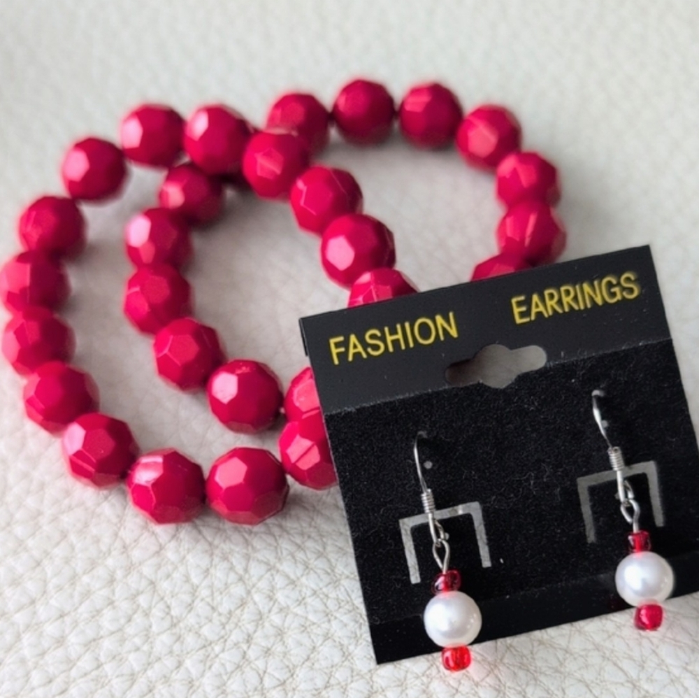 Elegant Red Beaded Bracelets and Earring Set